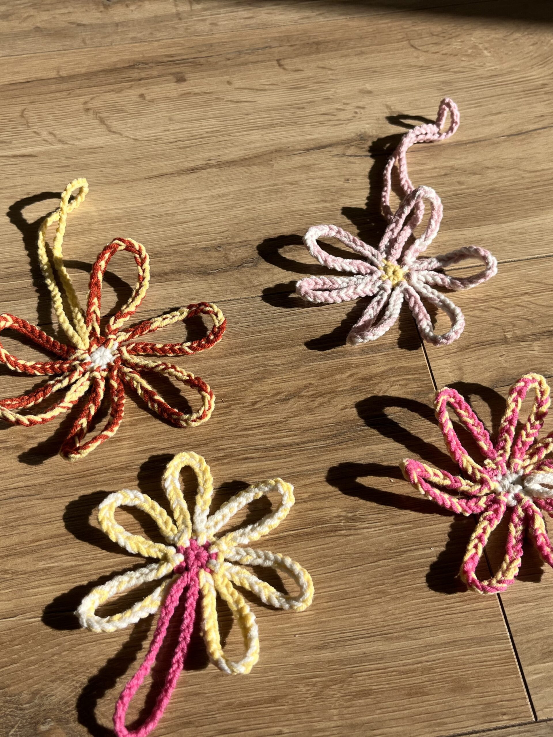 Flower Charm Crochet Pattern ❀